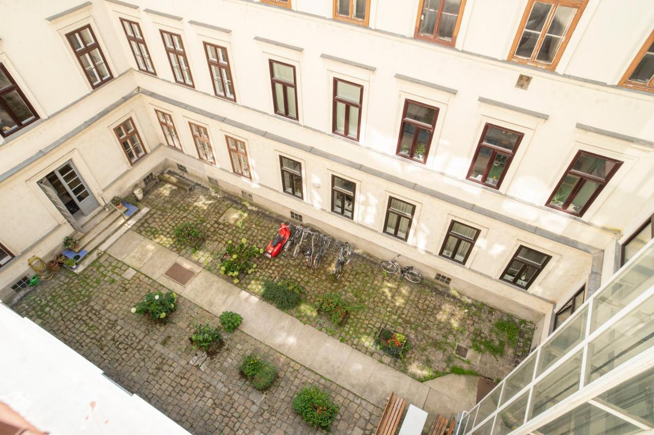 Die Fromme Hermine Viena Exterior foto